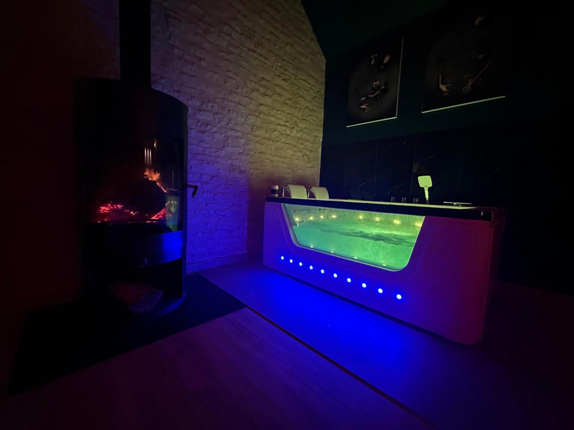 Roomandx-Loveroom-Caen-Bayeux Le Fresne-Camilly Kültér fotó